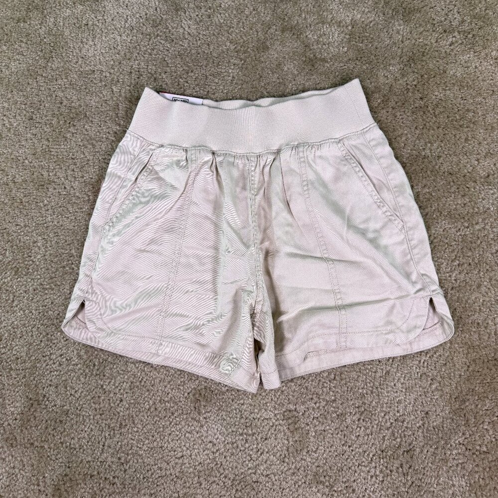 Member's Mark Women's Tencel Short Size XS Beige Cream E911